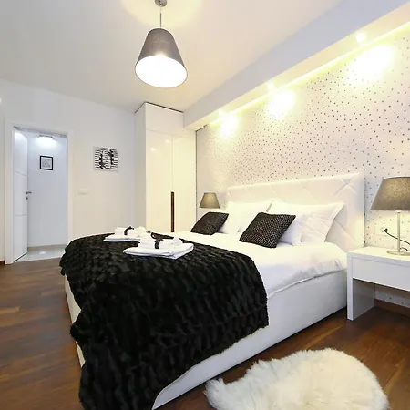 Lipotica Luxury 4*